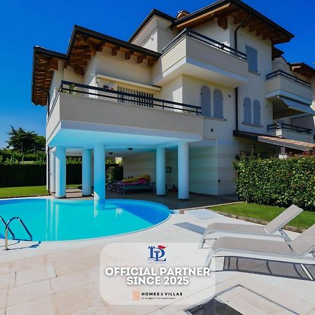 Desenzanoloft Official Partner Marriott Homes & Villas - Bea House, Sirmione With Private Garden And Share Pool Exterior photo